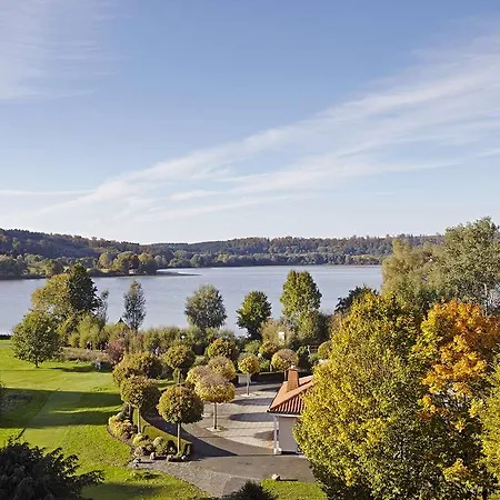 Golf- Und Wiesensee فستربورغ